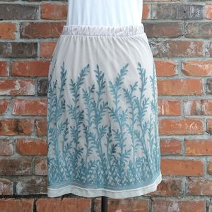 Cream and turquoise Ladies medium, elastic waist, knee length skirt GREAT COND